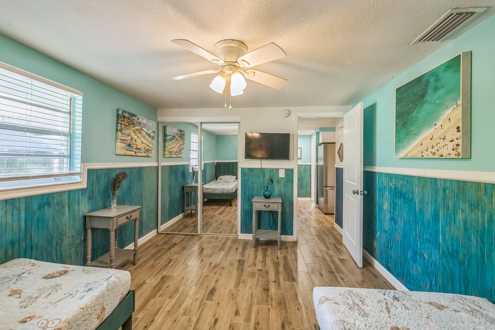 Bedroom — Peacock Paradise